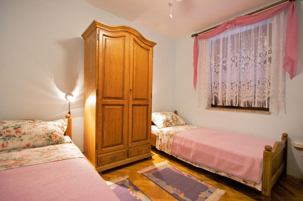 Apartment Ivka 波雷奇 外观 照片
