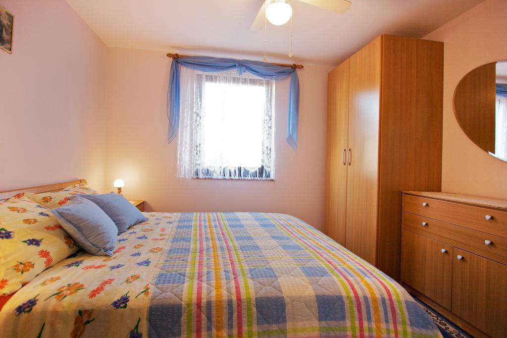 Apartment Ivka 波雷奇 外观 照片